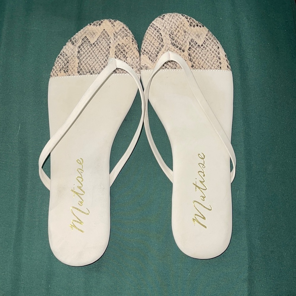 Size 7 nude/tan snake skin sandals